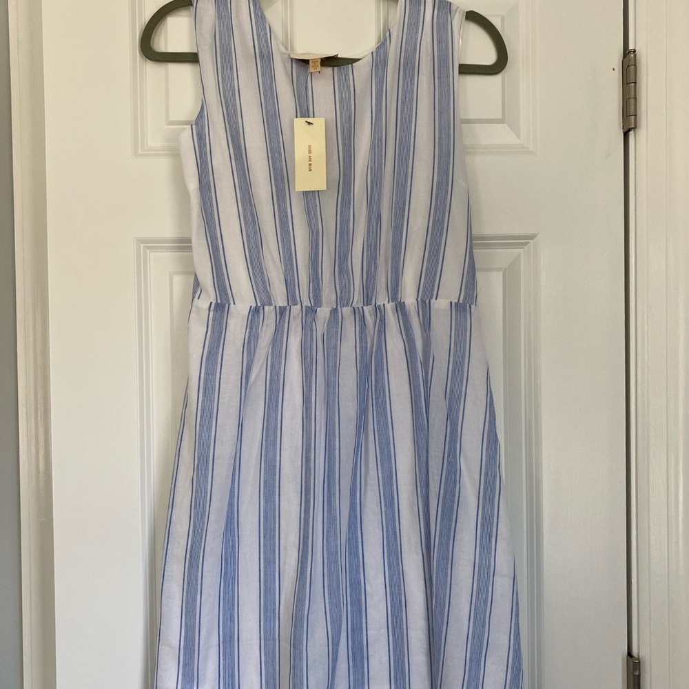 NWT fun and airy summer dress!